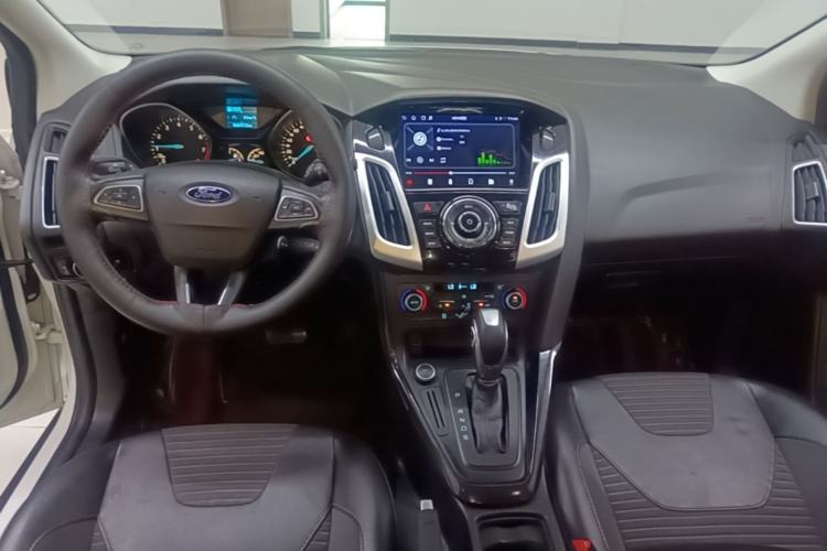 Used Ford Focus 2017 Hatchback 1.6L Automatic Fashion Edition Smart Drive Version Center Console