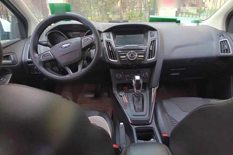 Used Ford Focus 2017 Hatchback 1.6L Automatic Fashion Edition Smart Drive Version Center Console