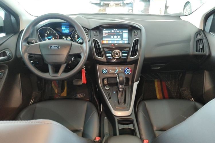 Used Ford Focus 2017 Hatchback 1.6L Automatic Comfort Plus SmartDrive Edition Center Console