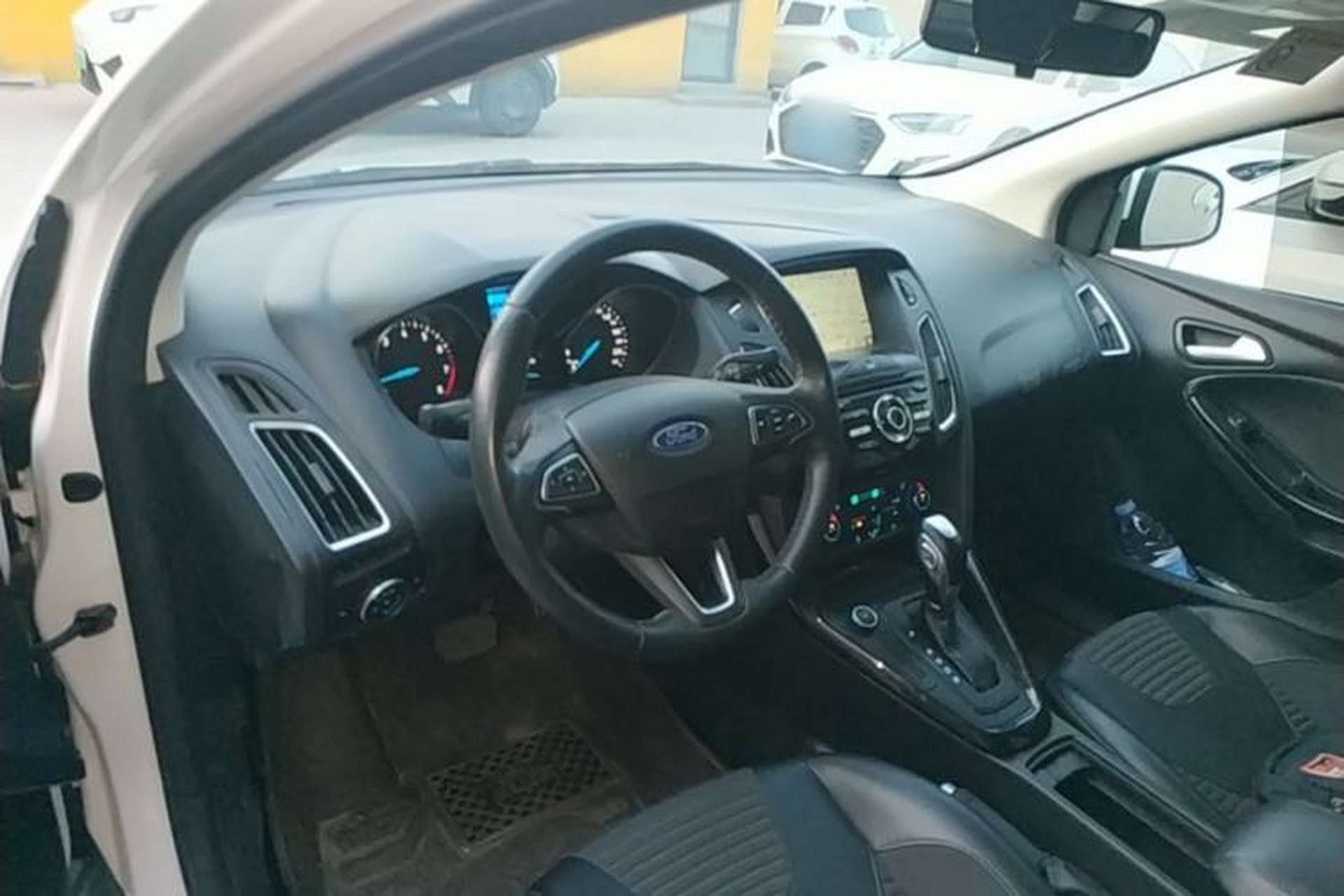 Used Ford Focus 2017 Sedan 1.6L Automatic Fashion Edition Smart Drive Version Center Console
