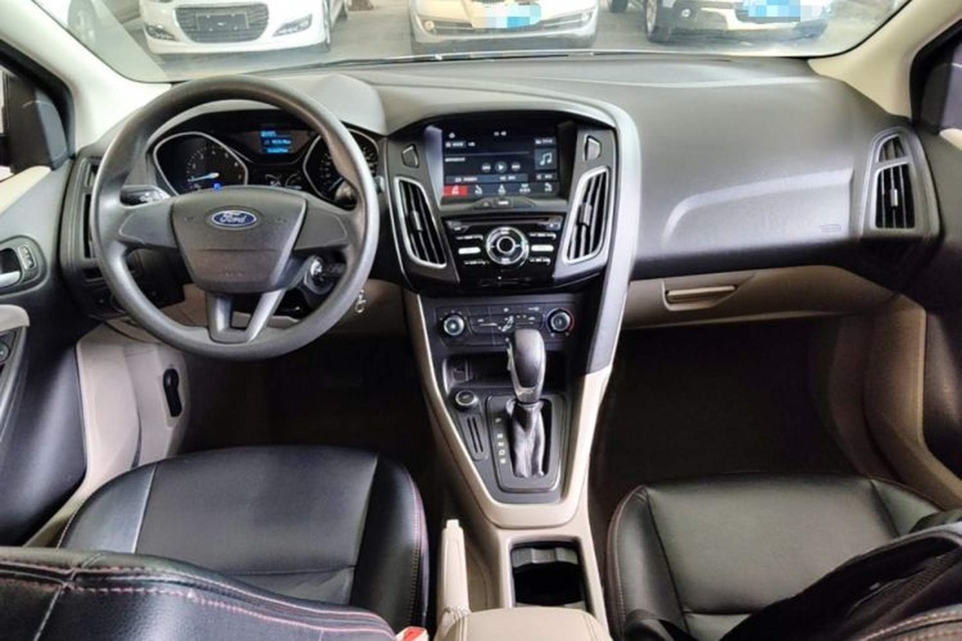 Used Ford Focus 2017 Sedan 1.6L Automatic Comfort Plus SmartDrive Edition Center Console