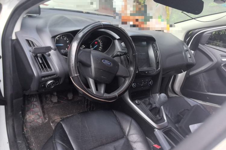Used Ford Focus 2017 Hatchback 1.6L Manual Comfort Plus SmartDrive Edition Center Console