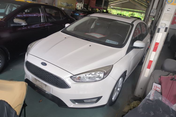 Used Ford Focus 2017 Hatchback EcoBoost 125 Automatic - Ultra-Powerful Style Edition with Smart Drive Features Guazi used car, China used car export, Used car for sale, Used  cars, Cheapest cars for sale