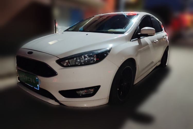 Used Ford Focus 2017 Hatchback EcoBoost 180 Automatic Sport Model Guazi used car, China used car export, Used car for sale, Used  cars, Cheapest cars for sale
