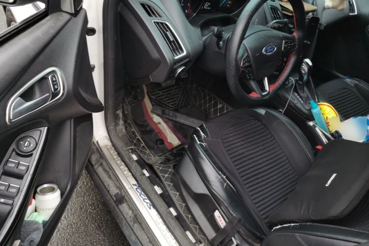 Used Ford Focus 2017 Hatchback 1.6L Automatic Fashion Edition Smart Drive Version Driver Seat
