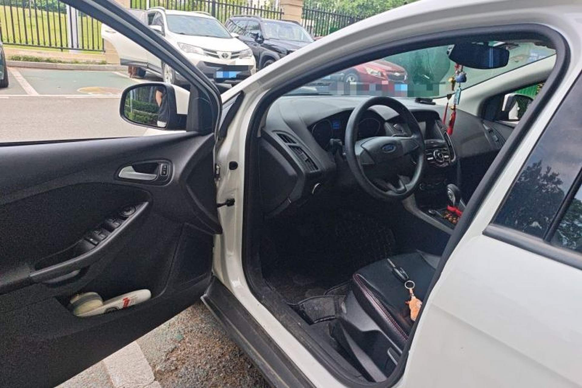 Used Ford Focus 2017 Hatchback 1.6L Automatic Comfort Plus SmartDrive Edition Driver Seat