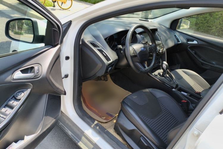 Used Ford Focus 2017 Sedan 1.6L Automatic Fashion Edition Smart Drive Version Driver Seat