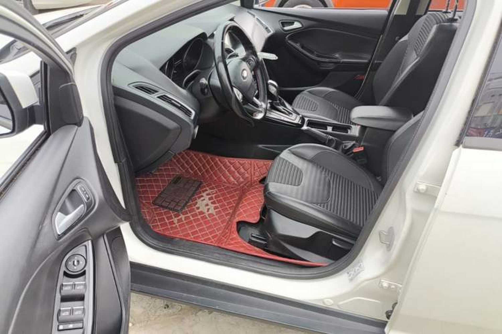 Used Ford Focus 2017 Hatchback 1.6L Automatic Fashion Edition Smart Drive Version Driver Seat