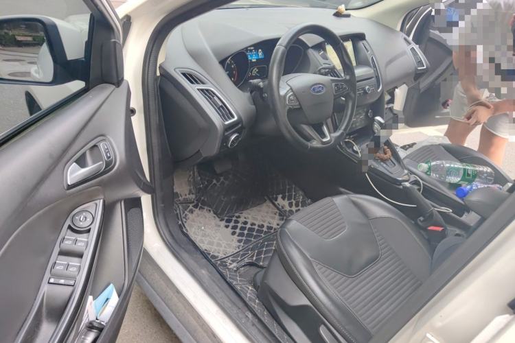 Used Ford Focus 2017 Sedan EcoBoost 180 Automatic Elite Model Driver Seat