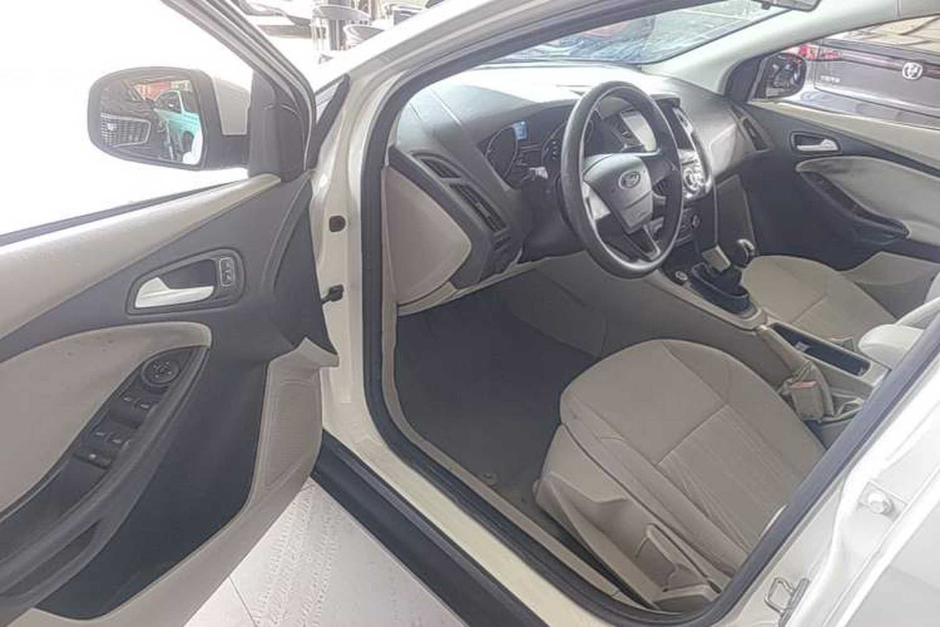 Used Ford Focus 2017 Sedan 1.6L Manual Comfort Plus SmartDrive Edition Driver Seat