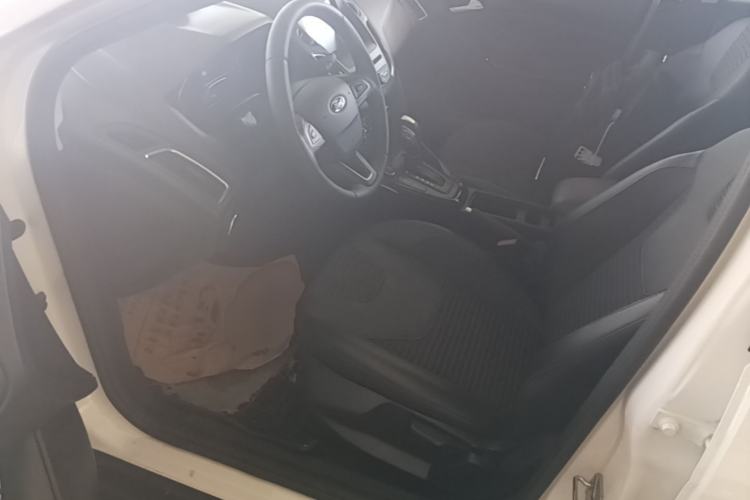 Used Ford Focus 2017 Sedan EcoBoost 180 Automatic Elite Model Driver Seat