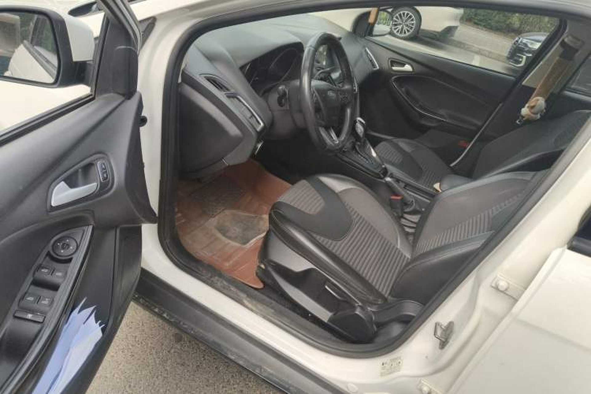 Used Ford Focus 2017 Sedan 1.6L Automatic Fashion Edition Smart Drive Version Driver Seat