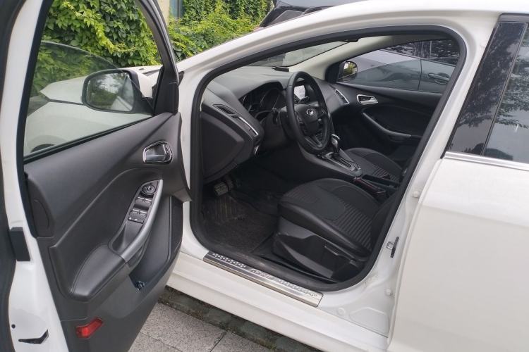 Used Ford Focus 2017 Hatchback EcoBoost 180 Automatic Sport Model Driver Seat