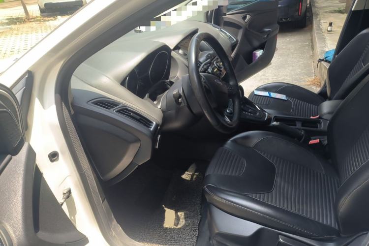 Used Ford Focus 2017 Sedan 1.6L Automatic Fashion Edition Smart Drive Version Driver Seat