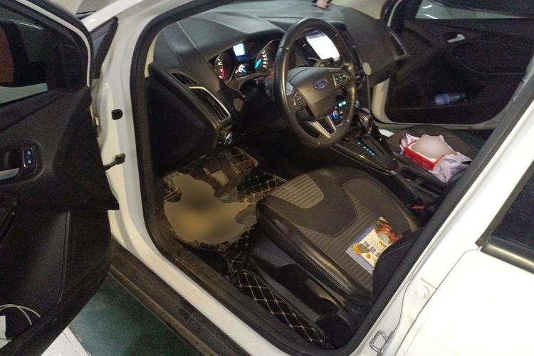 Used Ford Focus 2017 Hatchback 1.6L Automatic Fashion Edition Smart Drive Version Driver Seat