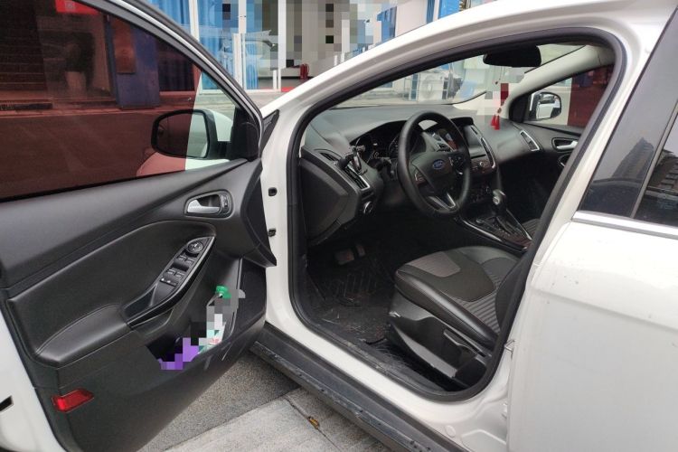 Used Ford Focus 2017 Sedan EcoBoost 180 Automatic Elite Model Driver Seat