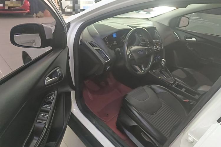 Used Ford Focus 2017 Hatchback 1.6L Automatic Fashion Edition Smart Drive Version Driver Seat