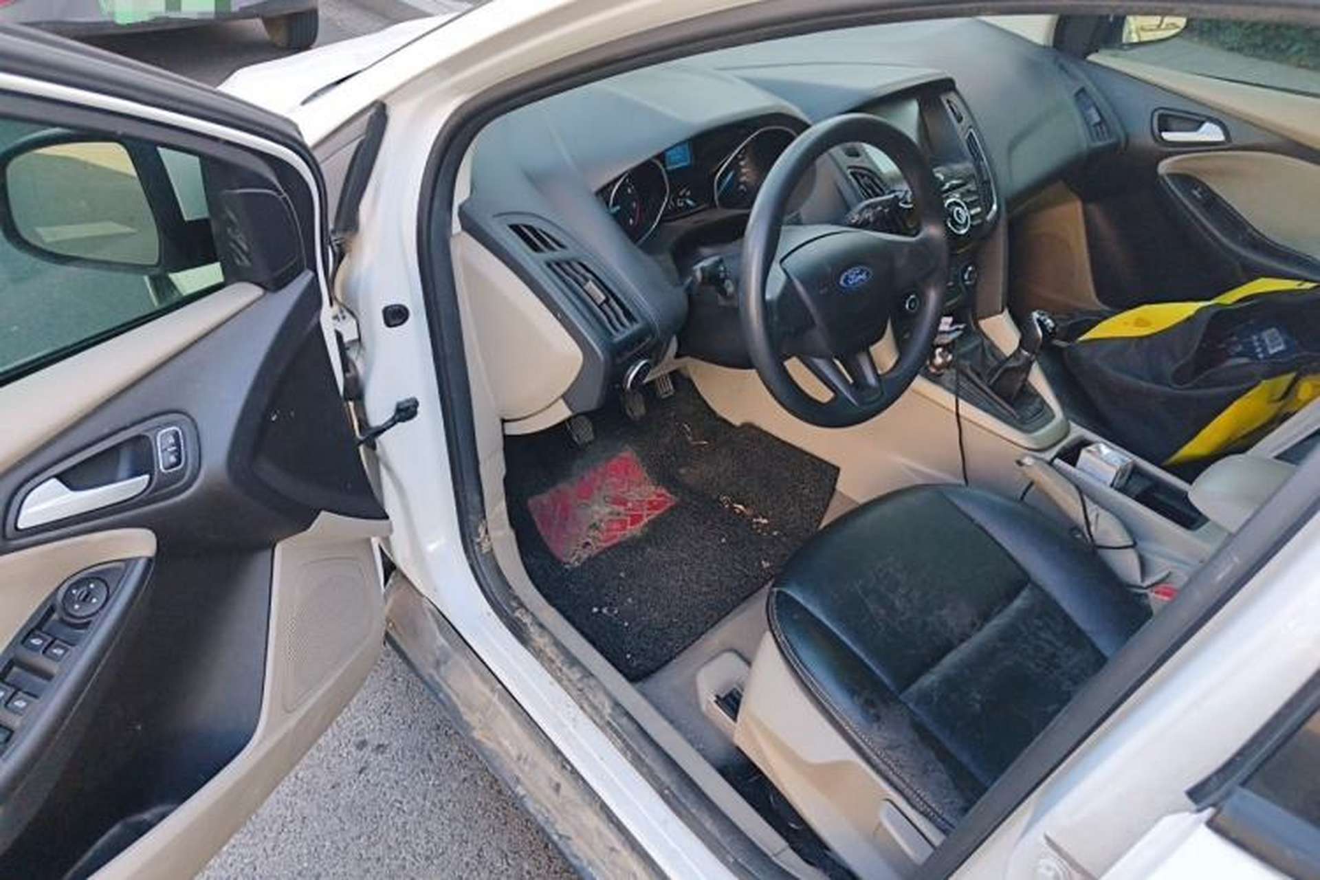 Used Ford Focus 2017 Sedan 1.6L Manual Comfort Plus SmartDrive Edition Driver Seat