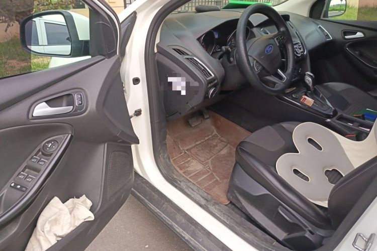 Used Ford Focus 2017 Hatchback 1.6L Automatic Fashion Edition Smart Drive Version Driver Seat