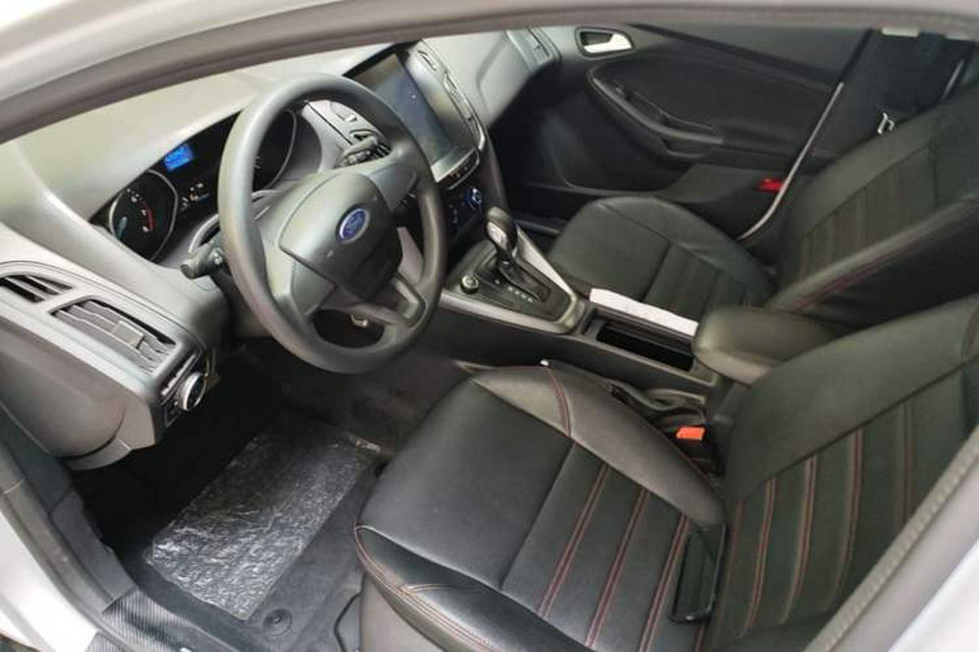 Used Ford Focus 2017 Hatchback 1.6L Automatic Comfort Plus SmartDrive Edition Driver Seat