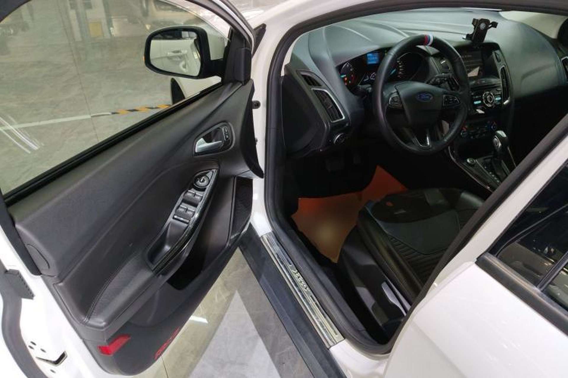 Used Ford Focus 2017 Hatchback 1.6L Automatic Fashion Edition Smart Drive Version Driver Seat