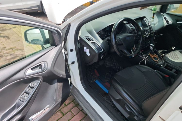 Used Ford Focus 2017 Sedan 1.6L Automatic Fashion Edition Smart Drive Version Driver Seat