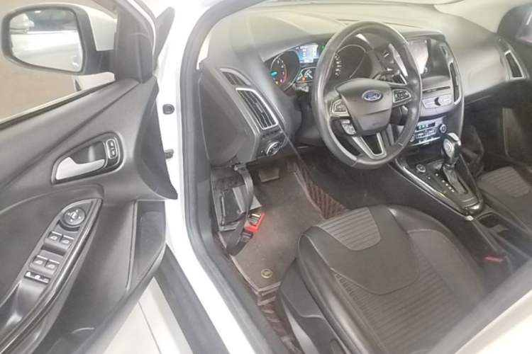 Used Ford Focus 2017 Hatchback EcoBoost 180 Automatic Elite Model Driver Seat