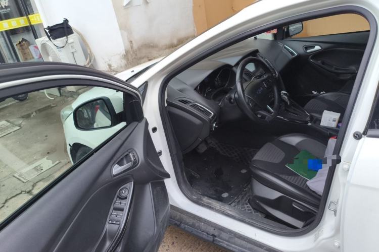 Used Ford Focus 2017 Hatchback 1.6L Automatic Fashion Edition Smart Drive Version Driver Seat