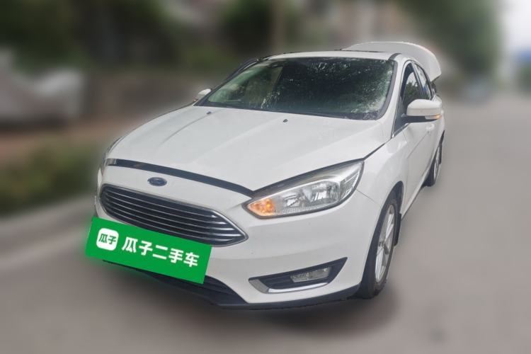 Used Ford Focus 2017 Sedan EcoBoost 180 Automatic Elite Model Guazi used car, China used car export, Used car for sale, Used Ford cars, Cheapest cars for sale