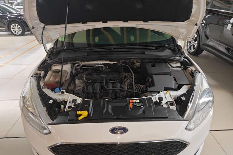 Used Ford Focus 2017 Hatchback 1.6L Automatic Comfort Plus SmartDrive Edition Engine Bay