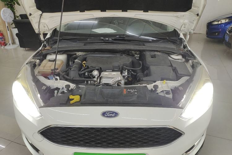 Used Ford Focus 2017 Hatchback EcoBoost 125 Automatic - Ultra-Powerful Style Edition with Smart Drive Features Engine Bay