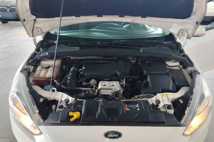 Used Ford Focus 2017 Hatchback EcoBoost 125 Automatic - Ultra-Powerful Style Edition with Smart Drive Features Engine Bay