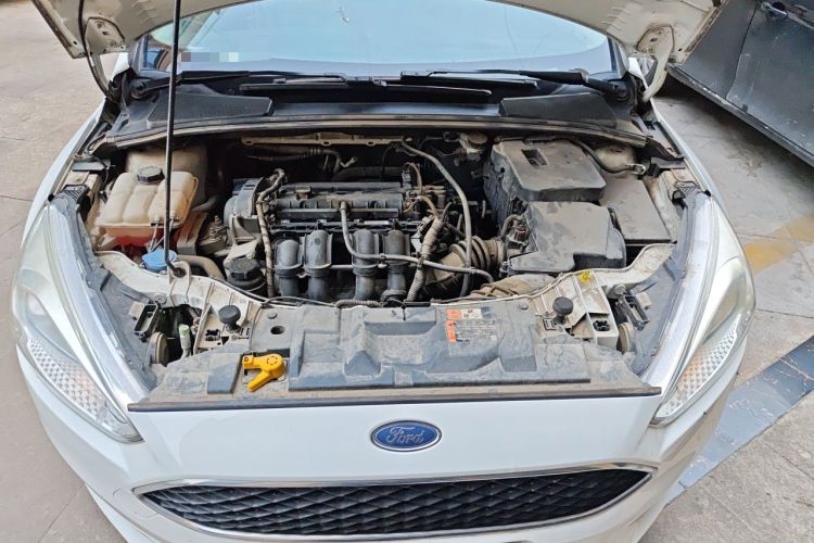 Used Ford Focus 2017 Hatchback 1.6L Automatic Fashion Edition Smart Drive Version Engine Bay