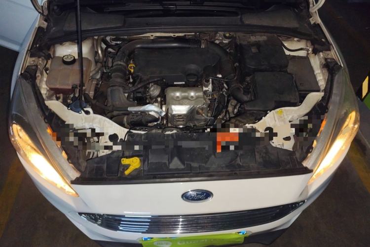 Used Ford Focus 2017 Sedan EcoBoost 125 Automatic Supreme Style SmartDrive Edition Engine Bay