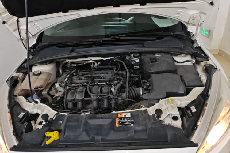Used Ford Focus 2017 Sedan 1.6L Automatic Fashion Edition Smart Drive Version Engine Bay