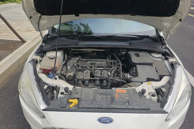 Used Ford Focus 2017 Sedan 1.6L Automatic Fashion Edition Smart Drive Version Engine Bay