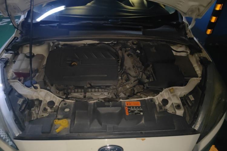 Used Ford Focus 2017 Sedan EcoBoost 180 Automatic Elite Model Engine Bay