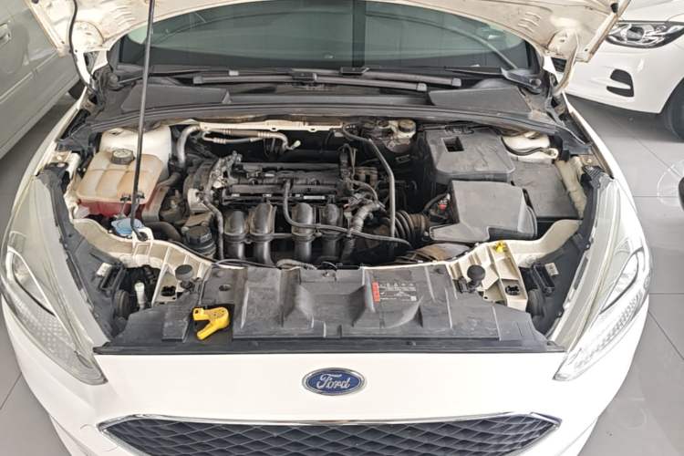Used Ford Focus 2017 Hatchback 1.6L Automatic Fashion Edition Smart Drive Version Engine Bay