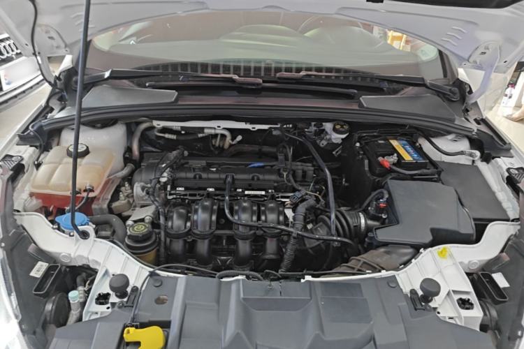 Used Ford Focus 2017 Sedan 1.6L Automatic Fashion Edition Smart Drive Version Engine Bay