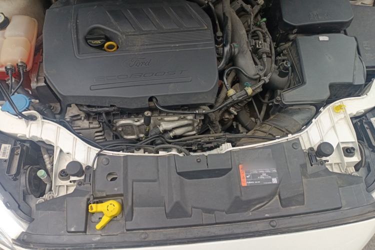 Used Ford Focus 2017 Sedan EcoBoost 180 Automatic Elite Model Engine Bay