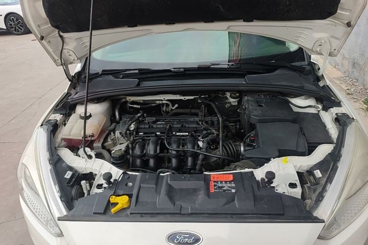 Used Ford Focus 2017 Hatchback 1.6L Automatic Comfort Plus SmartDrive Edition Engine Bay