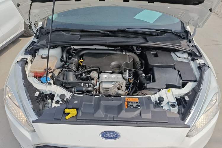 Used Ford Focus 2017 Hatchback EcoBoost 125 Automatic - Ultra-Powerful Style Edition with Smart Drive Features Engine Bay