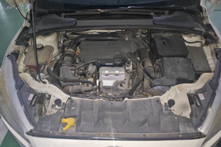 Used Ford Focus 2017 Sedan EcoBoost 125 Automatic Supreme Style SmartDrive Edition Engine Bay