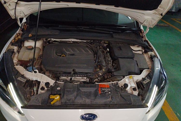 Used Ford Focus 2017 Hatchback EcoBoost 180 Automatic Sport Model Engine Bay