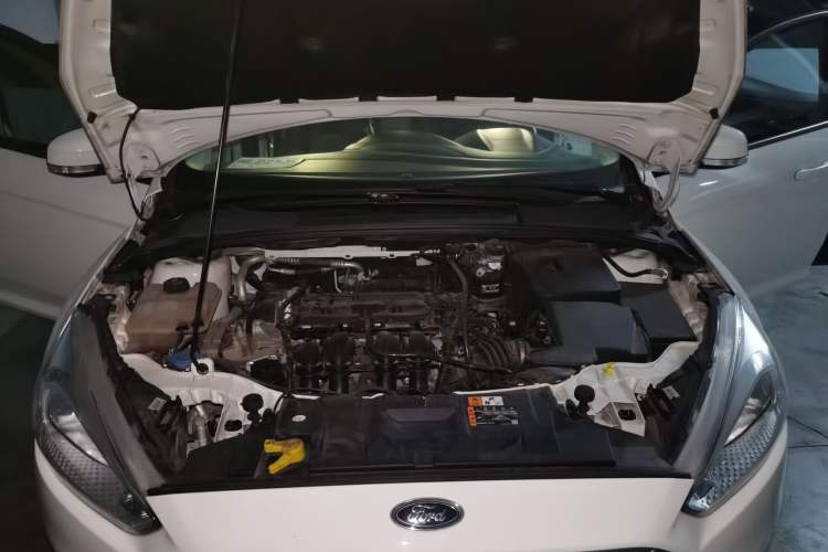 Used Ford Focus 2017 Hatchback 1.6L Automatic Fashion Edition Smart Drive Version Engine Bay