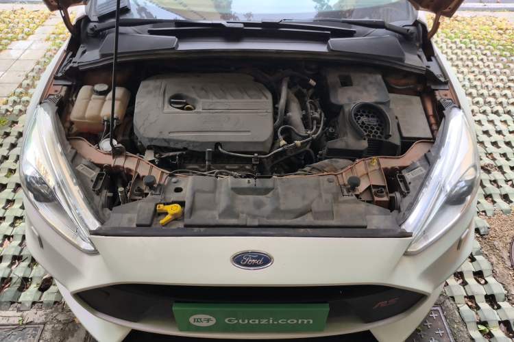 Used Ford Focus 2017 Hatchback EcoBoost 180 Automatic Sport Model Engine Bay