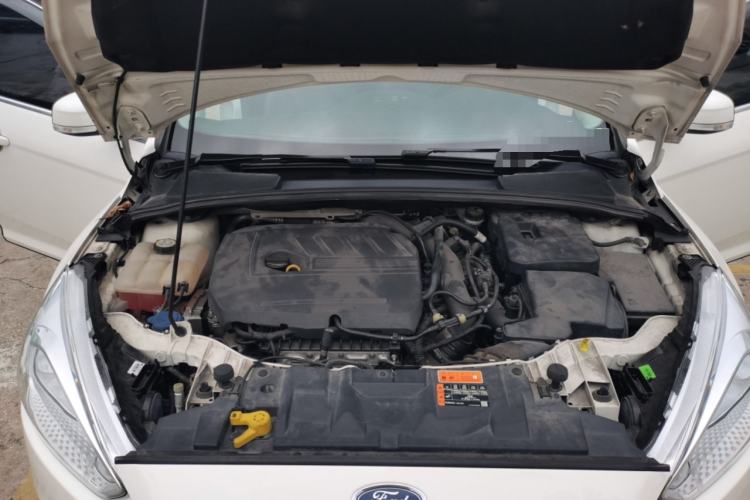 Used Ford Focus 2017 Sedan EcoBoost 180 Automatic Elite Model Engine Bay