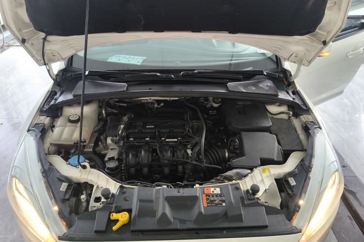 Used Ford Focus 2017 Sedan 1.6L Automatic Fashion Edition Smart Drive Version Engine Bay