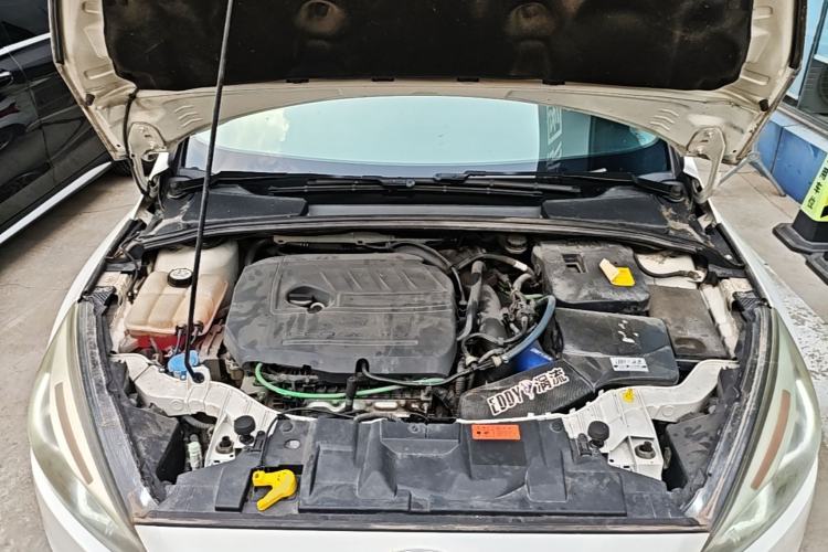 Used Ford Focus 2017 Hatchback EcoBoost 180 Automatic Elite Model Engine Bay