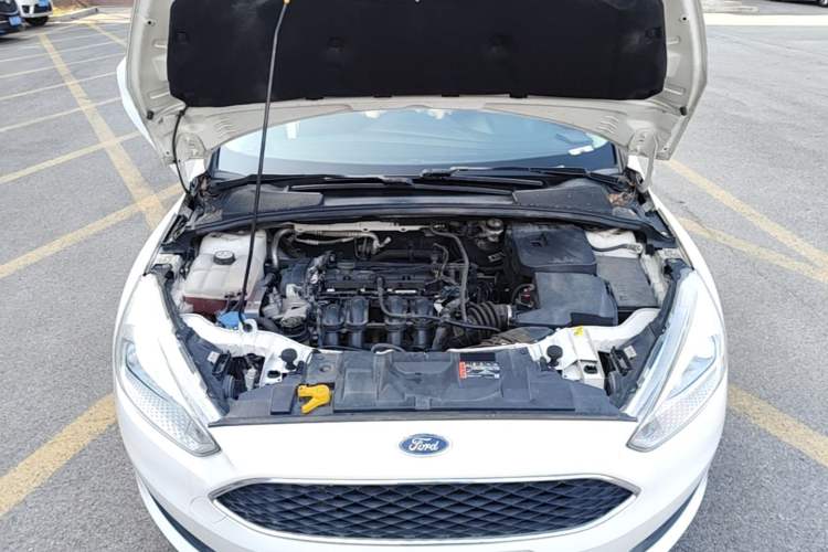 Used Ford Focus 2017 Hatchback 1.6L Automatic Comfort Plus SmartDrive Edition Engine Bay